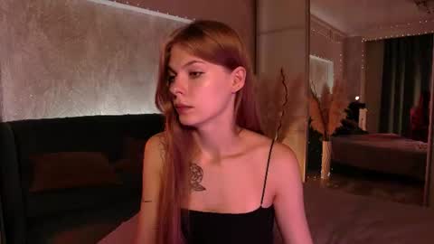 Snapshot of rosy_black_ chatting on June 2026 07:29:01 PM rosy_black_ online show from June 2026 07:29:01 PM