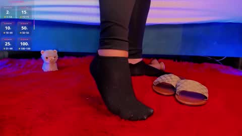 rosyejones online show from October 2025 02:41:02 AM