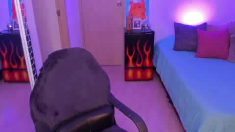 rot_wallace online show from July 2026 01:18:02 AM