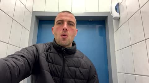 Snapshot of rotteei1 chatting on November 2025 09:55:02 AM rotteei1 online show from November 2025 09:55:02 AM