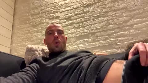 Snapshot of rotteei1 chatting on December 2025 07:09:01 PM rotteei1 online show from December 2025 07:09:01 PM