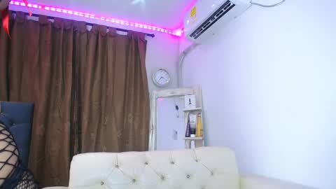 rous_25 online show from February 2025 12:50:01 PM