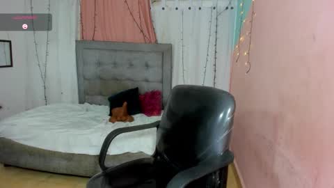 Snapshot of rous_55 chatting on January 2026 01:14:01 PM Rous online show from January 2026 01:14:01 PM