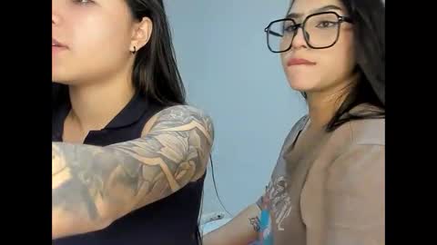 Snapshot of rous_and_sweet chatting on November 2025 03:19:02 AM Rous and Sweet online show from November 2025 03:19:02 AM