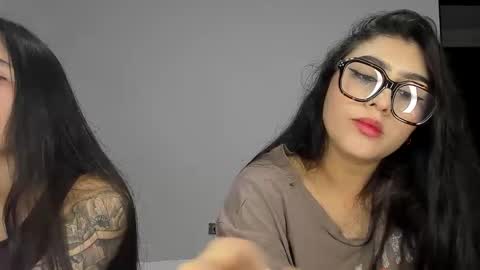 Snapshot of rous_and_sweet chatting on November 2025 03:54:01 AM Rous and Sweet online show from November 2025 03:54:01 AM