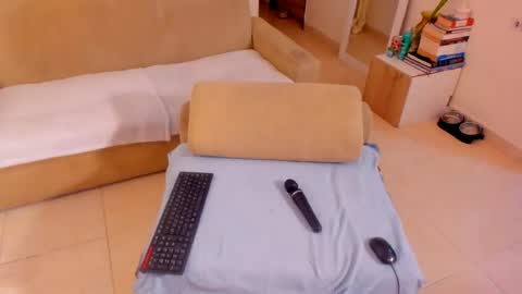 Snapshot of rous_r chatting on June 2026 03:55:01 AM Rous online show from June 2026 03:55:01 AM