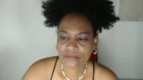 luxa online show from May 2026 01:38:02 PM