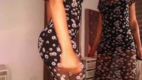 Rouss marie henao  online show from May 2026 11:28:01 AM