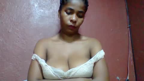 Snapshot of rovaelyah chatting on October 2025 02:18:02 PM rovaelyah online show from October 2025 02:18:02 PM