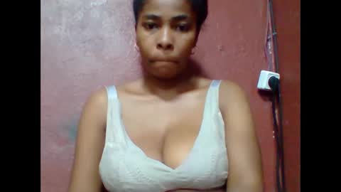 rovaelyah online show from March 2026 02:28:02 AM