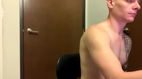 roverone89 online show from March 2026 01:34:01 AM