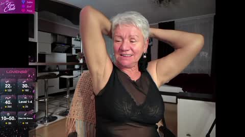 Snapshot of roxana_brooks chatting on January 2025 10:28:02 PM Roxana online show from January 2025 10:28:02 PM