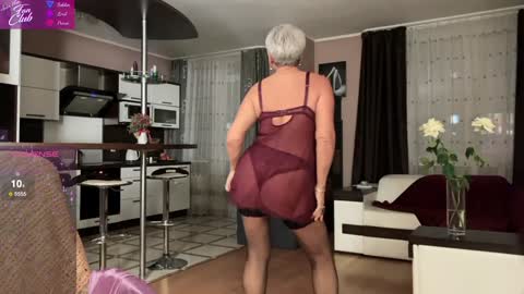 Snapshot of roxana_brooks chatting on January 2025 05:56:02 PM Roxana online show from January 2025 05:56:02 PM