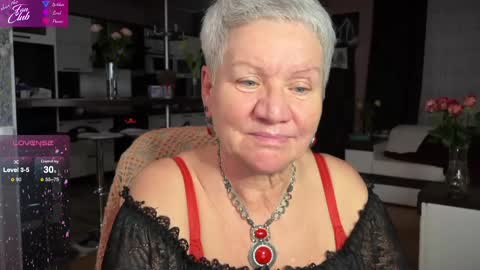 Snapshot of roxana_brooks chatting on February 2025 10:14:01 PM Roxana online show from February 2025 10:14:01 PM