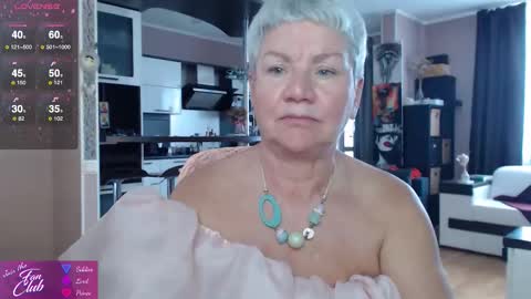 Snapshot of roxana_brooks chatting on September 2025 01:24:02 PM Roxana online show from September 2025 01:24:02 PM