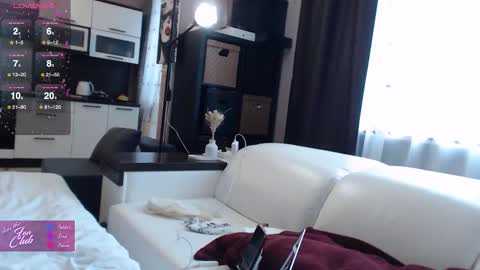 Snapshot of roxana_brooks chatting on October 2025 07:19:01 AM Roxana online show from October 2025 07:19:01 AM