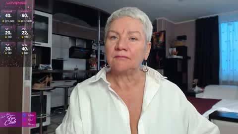 Roxana online show from February 2026 02:42:02 PM