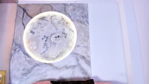 roxanaborns online show from November 2025 01:23:01 PM