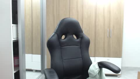 Roxana online show from February 2025 01:27:02 AM