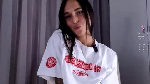 Anna Lokiss online show from January 2026 04:27:01 AM