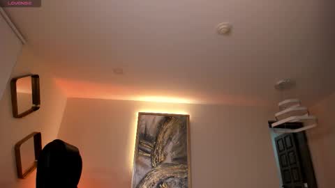 Snapshot of roxannehill_ chatting on January 2026 11:45:02 AM Roxanne Hill online show from January 2026 11:45:02 AM