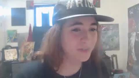 Snapshot of roxanneroulette chatting on February 2025 02:24:01 PM Silver online show from February 2025 02:24:01 PM