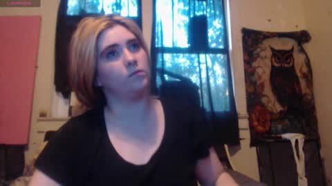 Snapshot of roxanneroulette chatting on September 2025 11:21:01 PM Silver online show from September 2025 11:21:01 PM