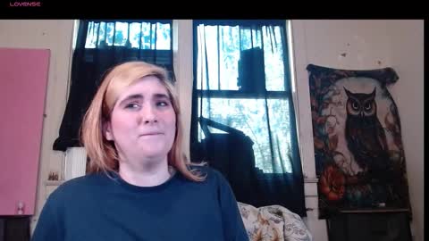 Snapshot of roxanneroulette chatting on October 2025 04:06:02 PM Silver online show from October 2025 04:06:02 PM