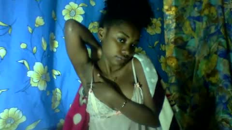 Roxilita online show from July 2026 11:48:01 PM