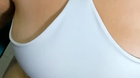 Roxana online show from May 2026 11:52:02 AM