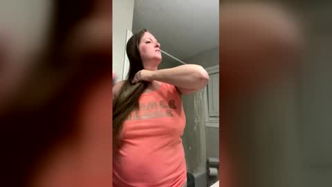 RoxxxiPaid online show from May 2026 07:48:01 AM
