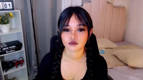 roxxy_blossom online show from November 2025 04:25:01 AM
