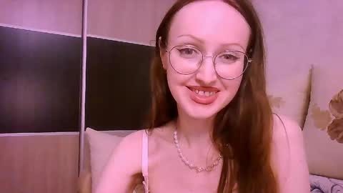 Roxxy Wharton online show from April 2026 07:58:01 PM