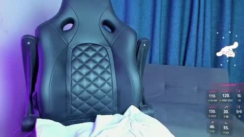 Snapshot of roxy_clark chatting on February 2025 05:31:01 AM Annah online show from February 2025 05:31:01 AM