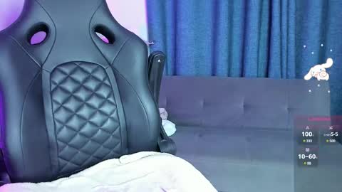 Snapshot of roxy_clark chatting on February 2025 06:50:02 AM Annah online show from February 2025 06:50:02 AM