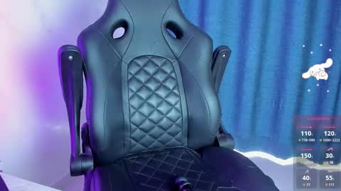 Snapshot of roxy_clark chatting on March 2025 12:37:01 PM Annah online show from March 2025 12:37:01 PM