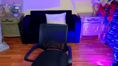 Roxy online show from December 2025 04:31:02 AM