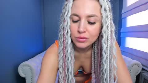 Snapshot of roxy_mars chatting on January 2025 05:08:01 AM Roxy online show from January 2025 05:08:01 AM