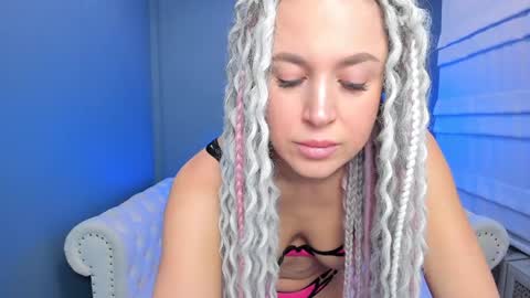 Snapshot of roxy_mars chatting on January 2025 01:29:01 AM Roxy online show from January 2025 01:29:01 AM