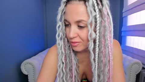 Snapshot of roxy_mars chatting on January 2025 05:24:01 AM Roxy online show from January 2025 05:24:01 AM