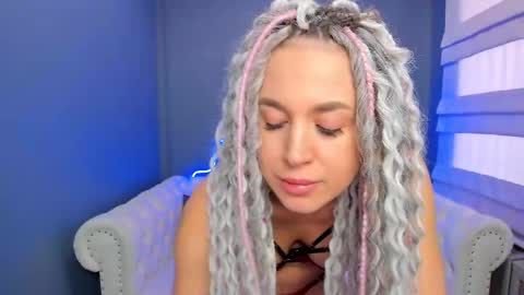 Snapshot of roxy_mars chatting on February 2025 04:54:01 AM Roxy online show from February 2025 04:54:01 AM