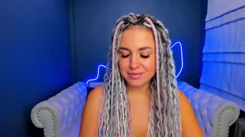 Snapshot of roxy_mars chatting on October 2025 01:41:02 AM Roxy online show from October 2025 01:41:02 AM