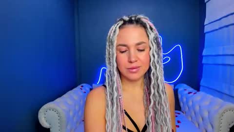 Snapshot of roxy_mars chatting on November 2025 02:00:02 AM Roxy online show from November 2025 02:00:02 AM