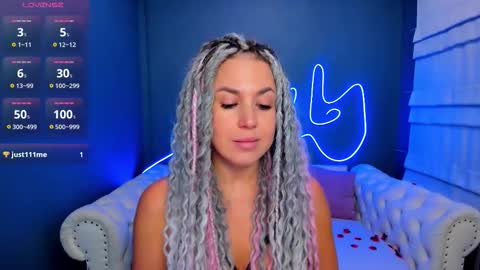 Snapshot of roxy_mars chatting on March 2026 01:21:01 AM Roxy online show from March 2026 01:21:01 AM