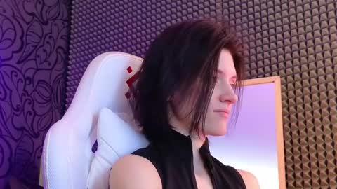 roxy_riot_ online show from February 2025 07:33:01 AM