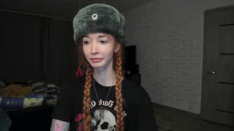 Roxy online show from February 2025 10:14:01 PM