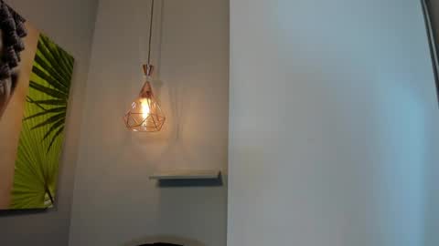 roxy_stone1 online show from May 2026 07:31:01 PM