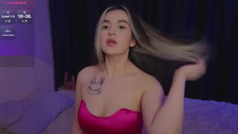 Roxy online show from March 2025 05:36:02 PM