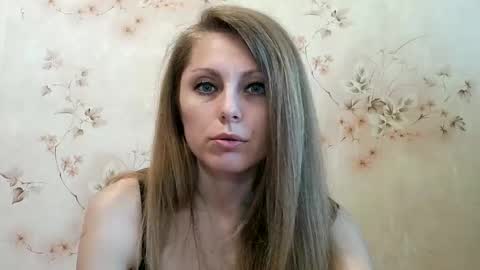 roxyfox18x01 online show from May 2026 07:48:02 AM