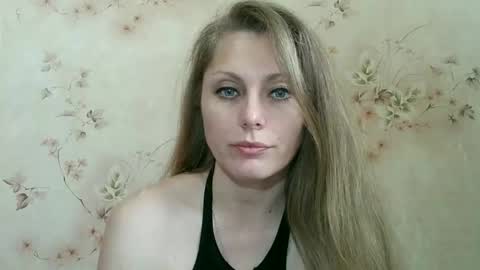 roxyfox18x01 online show from May 2026 06:41:02 AM